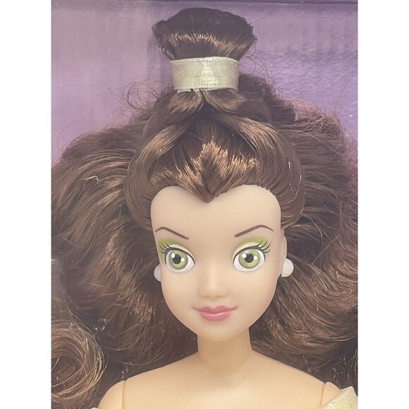 Disney Princess "Belle" A Classic Doll Collection from Beauty and the Beast - Picture 2 of 16